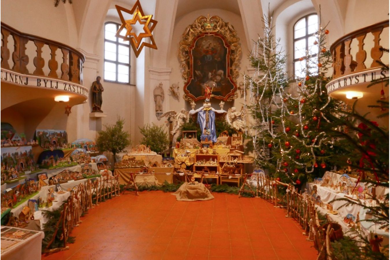 Advent ve Žďáře nad Sázavou láká na nové osvětlení, zimní kluziště i provazochodce