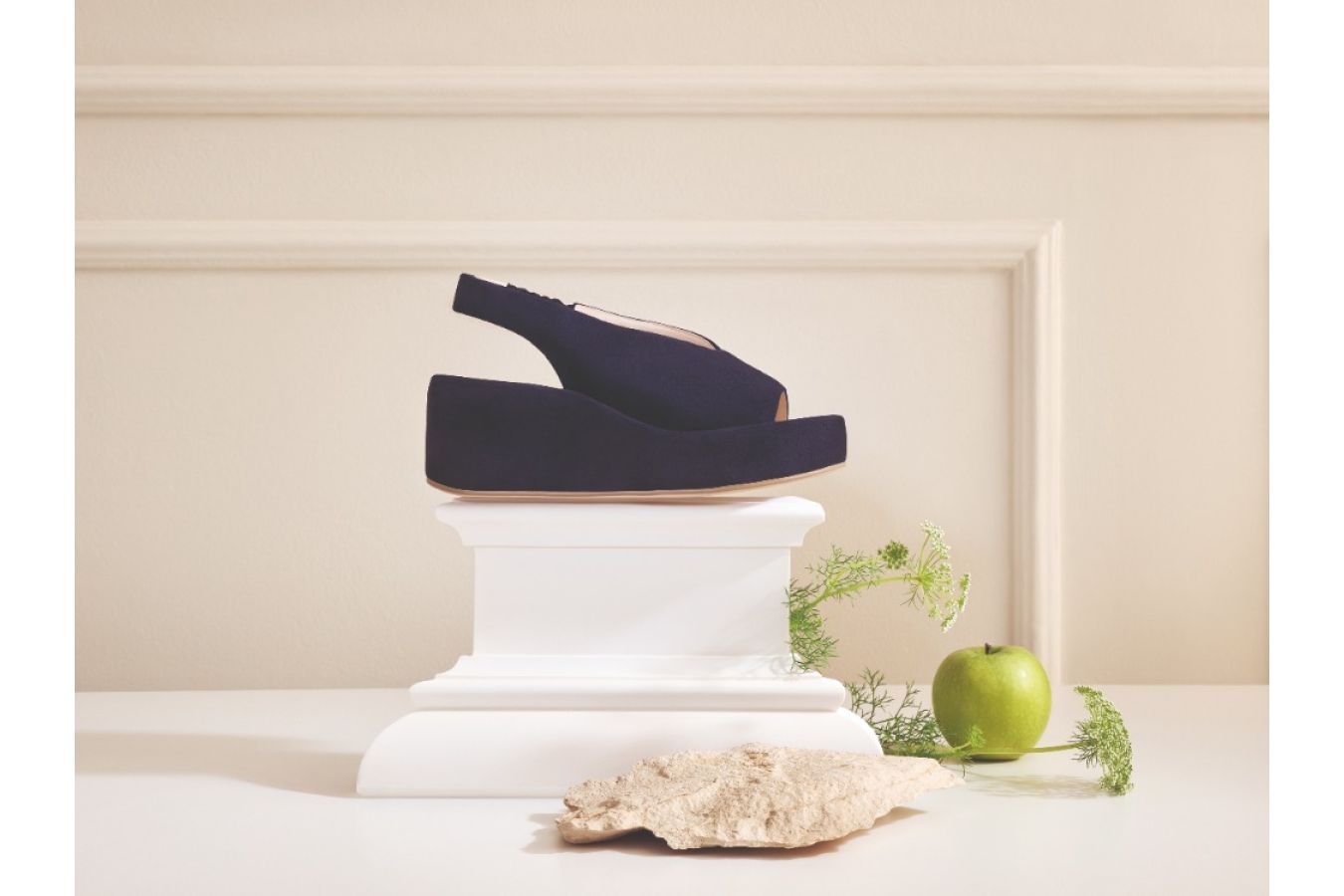 Barevné, lehké, sebevědomé: wedges HÖGL pro rok 2026