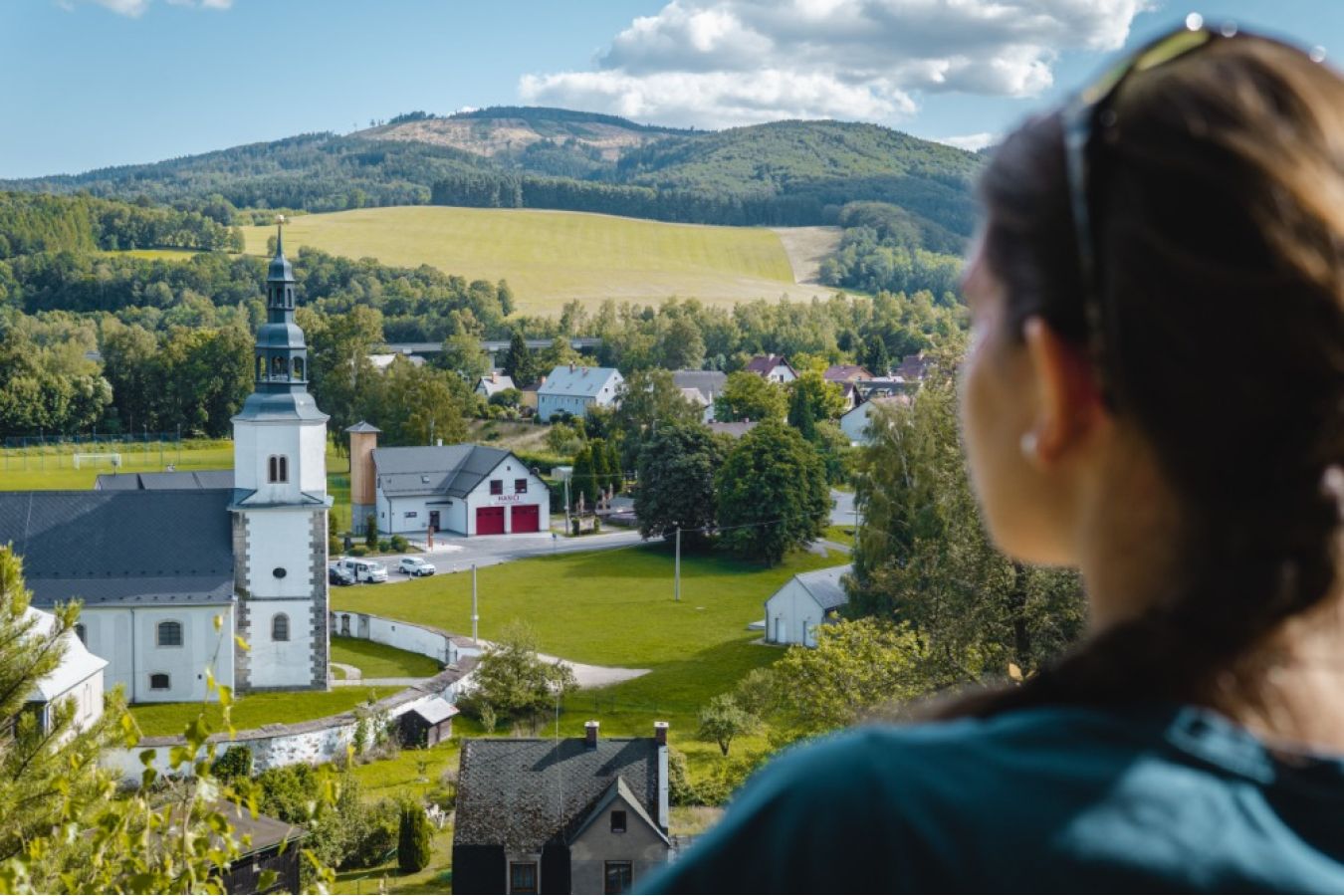 Žlutá mušle v české krajině. Poutní cesta, o které se moc nemluví
